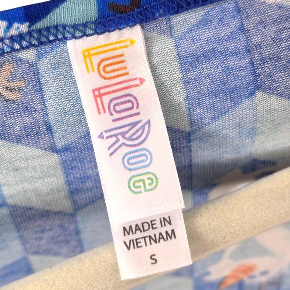 LuLaRoe Disney Frozen Perfect T Small Olaf Snowman Blue White Winter Holiday Top - Picture 4 of 9